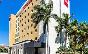 Hotel Ibis Mérida Exterior photo