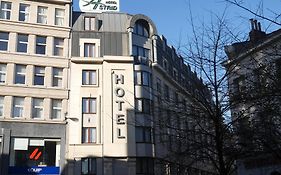 Astrid Centre Hotel Bruselas Exterior photo