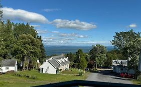 Hotel Auberge Des Nuages La Malbaie Exterior photo