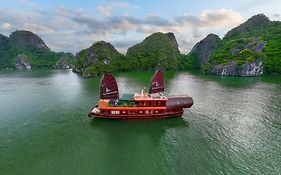 Hotel Sunlight Boutique Cruise - Cat Ba Island Ha Long Exterior photo