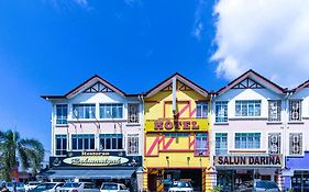 Kuala Selangor Hotel Exterior photo