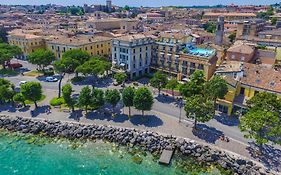 Park Hotel Desenzano del Garda Exterior photo