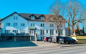 Wolf Hotel Zur Linde Kuenzell Exterior photo