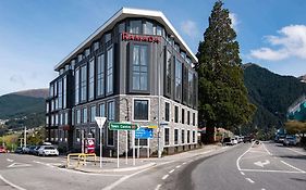 Hotel Ramada By Wyndham Queenstown Central Exterior photo