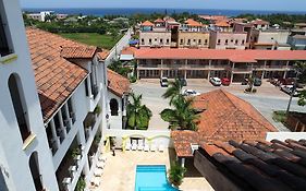 Hotel West Bay Colonial Exterior photo