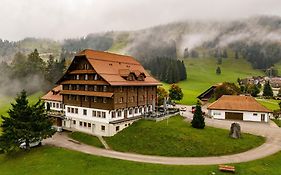 Hotel Kurhaus Heiligkreuz Exterior photo