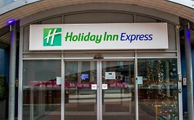 Holiday Inn Express Royal Docks, An Ihg Hotel Londres Exterior photo