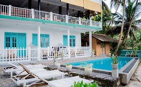 Asanka Surf House & Resturant Bed and Breakfast Midigama East Exterior photo