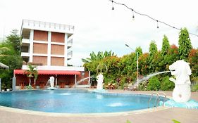 Thong'S Inn Hotel Kualanamu Medan Exterior photo