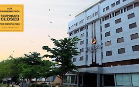 Beverly Hotel Batam Nagoya Exterior photo