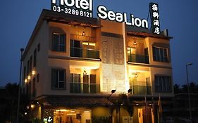 Sea Lion Firefly Concept Hotel Kuala Selangor Exterior photo