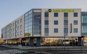 B&B Hotel Maubeuge Gare Exterior photo