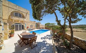 Lonza Gharb Farmhouse Villa Exterior photo