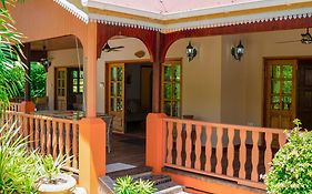 Casa De Leela Self Catering Guest House La Digue Exterior photo