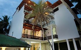 Sea View Tourist Inn Tangalle Exterior photo