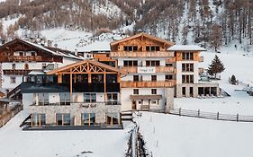 Hotel Anigglhof Malles Venosta Exterior photo