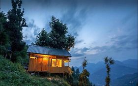 Hotel Himalayan Tree House, Jibhi - A Beutiful Hidden Gem In The Cloudes 15 Minutes Walking Distance From Road Exterior photo