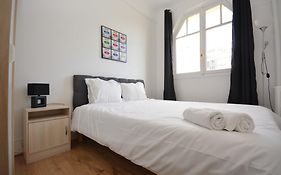 Residences Paris Maillot Neuilly-sur-Seine Room photo