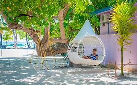 Jail Break Surf Inn Himmafushi Exterior photo