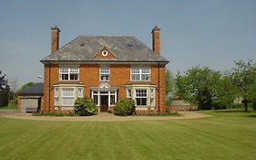 Furtho Manor Farm Bed and Breakfast Milton Keynes Exterior photo