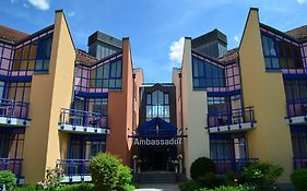 Ambassador Hotel Grasbrunn Exterior photo