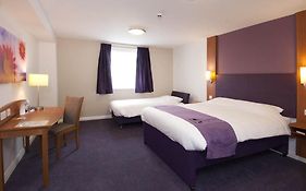 Premier Inn Glenrothes Exterior photo