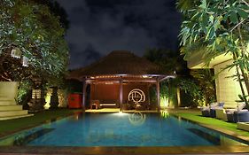 The Island Bali Albergue Seminyak Exterior photo