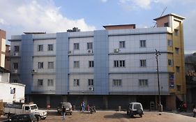 Hotel Barbareek Shillong Exterior photo