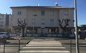 Hotel Le Logis Dauphinois Roussillon  Exterior photo