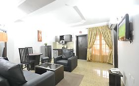 Sheer Luxury Apartments And Suites Abuja Room photo