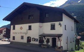 Hotel Gasthof Zur Traube Pettneu am Arlberg Exterior photo