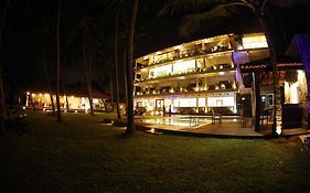 Blue Beach Hotel Wadduwa Exterior photo