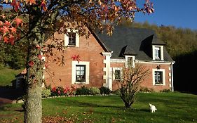 L'Auberge Des Oiseaux Chantants Bed and Breakfast Willeman Exterior photo