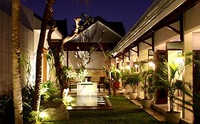 Grand Marto Hotel Yogyakarta Exterior photo