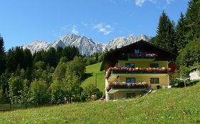 Haus Elisabeth Bed and Breakfast Mühlbach am Hochkönig Exterior photo