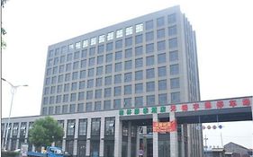 Greentree Inn Jiangsu Wuxi Guangrui Road Dongfeng Bridge Business Hotel Exterior photo