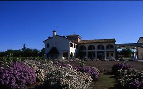 Agriturismo Due Torri Bed and Breakfast Montebelluna Exterior photo