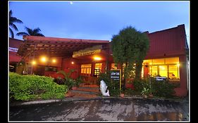 Hotel Shevaroys Yercaud Exterior photo