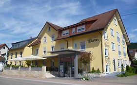 Hotel Gasthof Blume Hausach Exterior photo