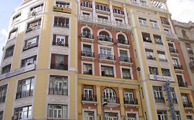 Hotel Hostal Buenos Aires Madrid Exterior photo