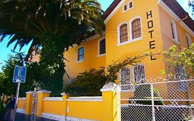 The Yellow House Quito Exterior photo