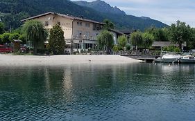 Hotel La Piroga Calceranica al Lago Exterior photo