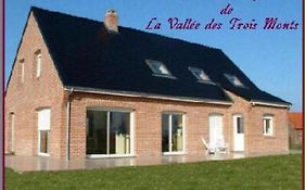 La Vallée des Trois Monts Bed and Breakfast Saint-Sylvestre-Cappel Exterior photo