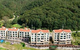 Sm Ruvill Resort Chuncheon Exterior photo