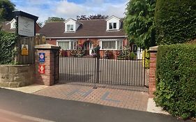 Holly Lodge Alnwick Exterior photo