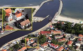 Fisherman'S House Bed and Breakfast Ustka Exterior photo