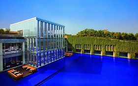 The Oberoi Gurgaon Hotel Exterior photo