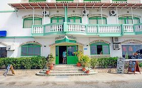 Hotel Pensao Nha Terra Santa María Exterior photo