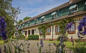 Der Linslerhof - Hotel, Restaurant, Events & Natur Überherrn Exterior photo