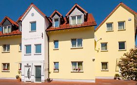 Hotel & Restaurant Hugenottengarten Friedrichsdorf Exterior photo